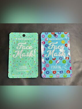 2 New Taste Beauty Face Mask Duo - Calming Mint & Hydrating Blue